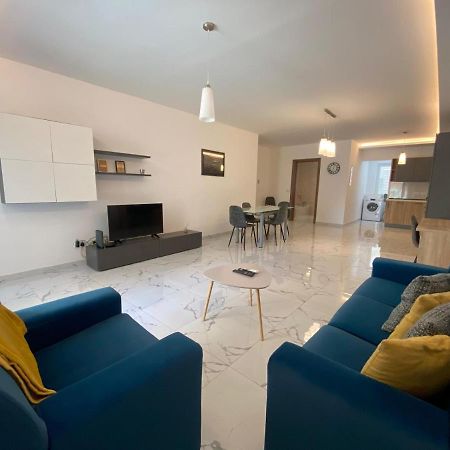 Sliema Centrally Located Apt ภายนอก รูปภาพ