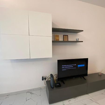 Sliema Centrally Located Apt ภายนอก รูปภาพ