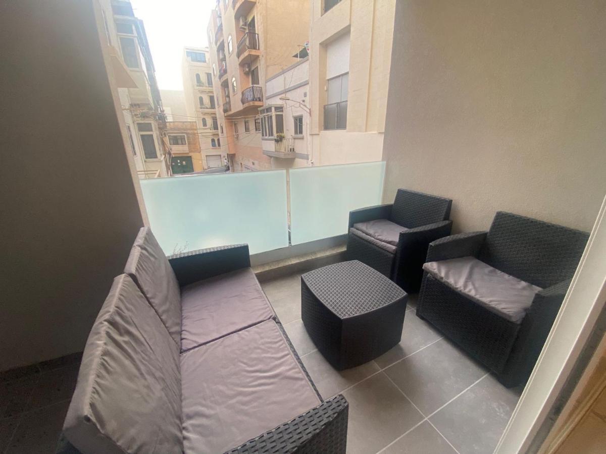 Sliema Centrally Located Apt ภายนอก รูปภาพ