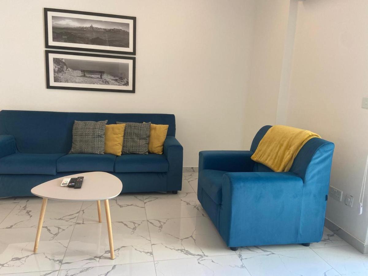 Sliema Centrally Located Apt ภายนอก รูปภาพ