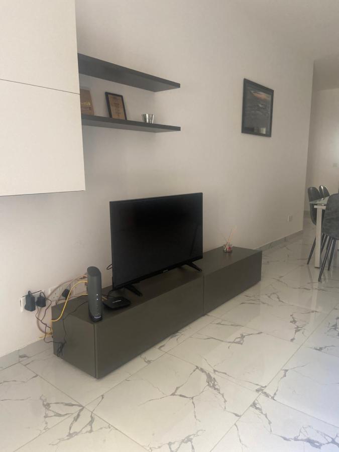 Sliema Centrally Located Apt ภายนอก รูปภาพ