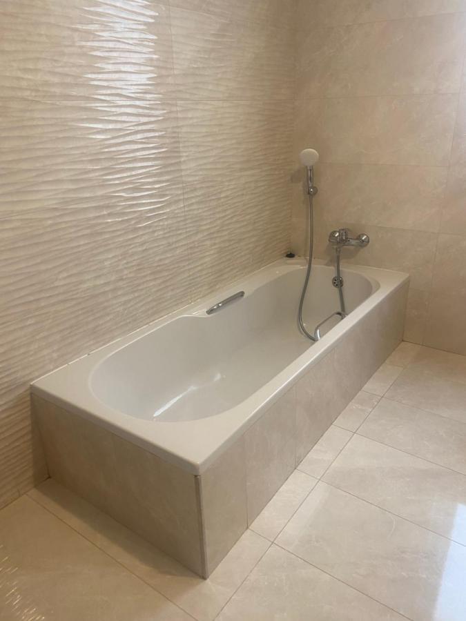 Sliema Centrally Located Apt ภายนอก รูปภาพ
