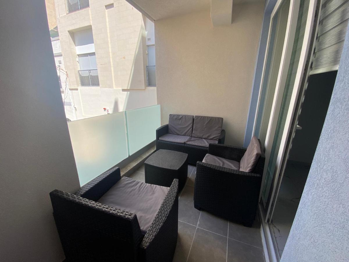 Sliema Centrally Located Apt ภายนอก รูปภาพ